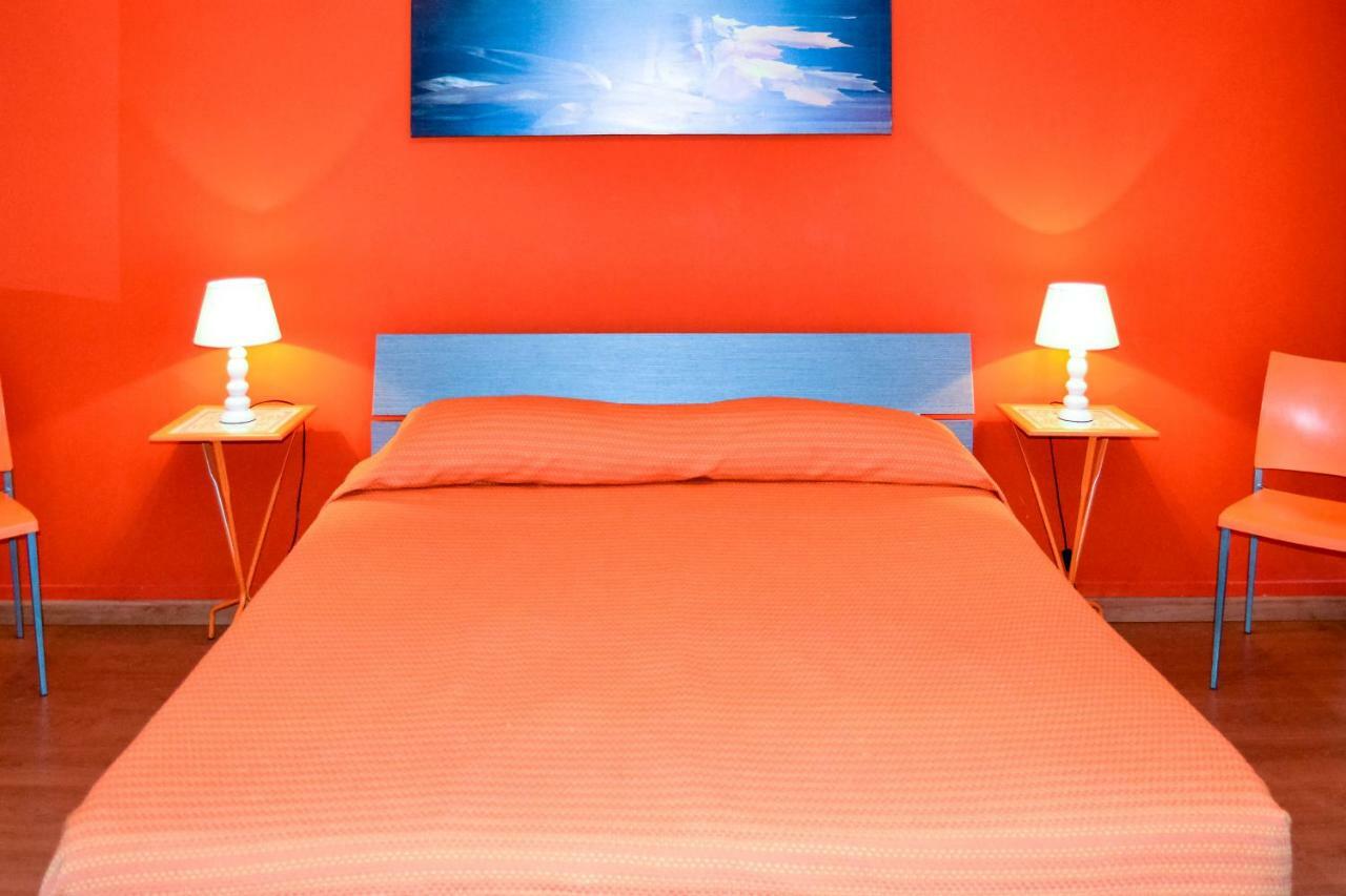 Cheap In Center Hotell Palermo Exteriör bild